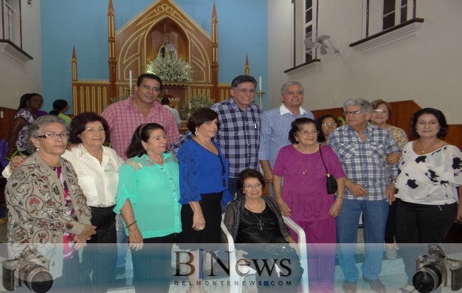 Deputado Jânio Natal prestigia noite da Familia Andrade no Novenário de Nossa Senhora do Carmo.