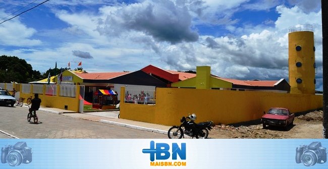 Prefeitura de Belmonte inaugura creche modelo em Barrolândia.