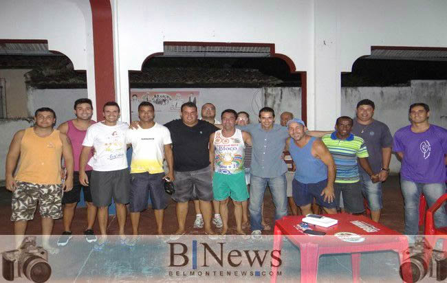 População de Belmonte se organiza para fechar BA-001 e cobrar a recuperação da rodovia..