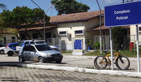 Crise em delegacias da Costa do Descobrimento prejudica o combate à criminalidade.