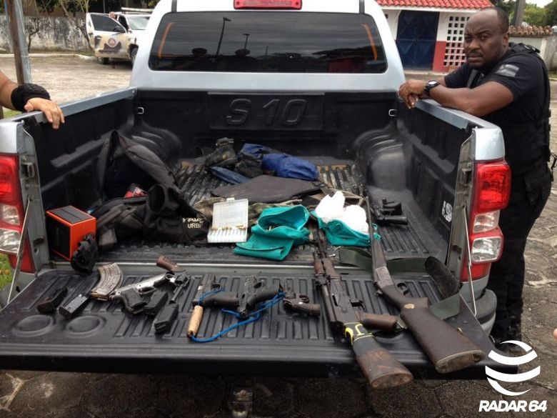 Operação policial em Santa Cruz Cabrália acaba com 08 integrantes de facção criminosa mortos.