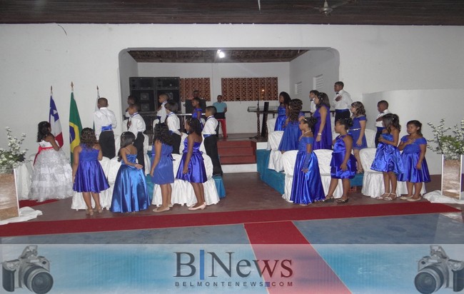 Grande festa marca a formatura dos alunos do 5º ano do Colégio Municipal Lúcio Coelho.