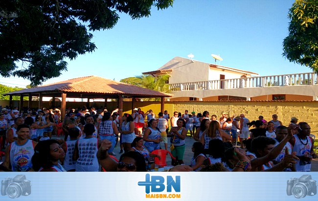 Lavagem do Bloco Unidos do Pagode agitou o domingo em Belmonte.