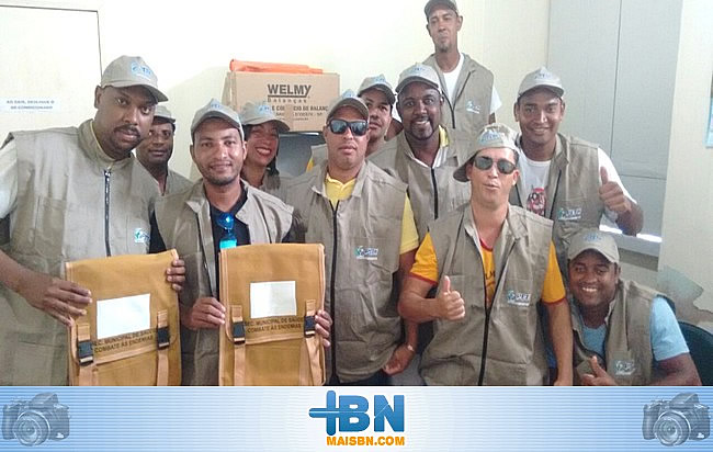Agentes de Endemias de Belmonte recebem novos kits de trabalho.