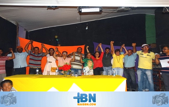 Alice Britto e candidatos a Vereador aliados participam de reunião em Barrolândia.