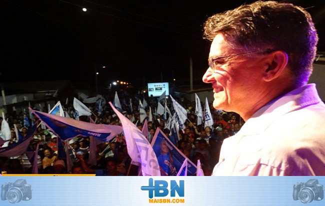 Jânio Natal e Janival fazem comício em Barrolândia e dizem estar confiantes na vitória.