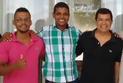 Rogério Bahia e Rodrigo Martins são bem avaliados pelo Deputado Davison Magalhães.