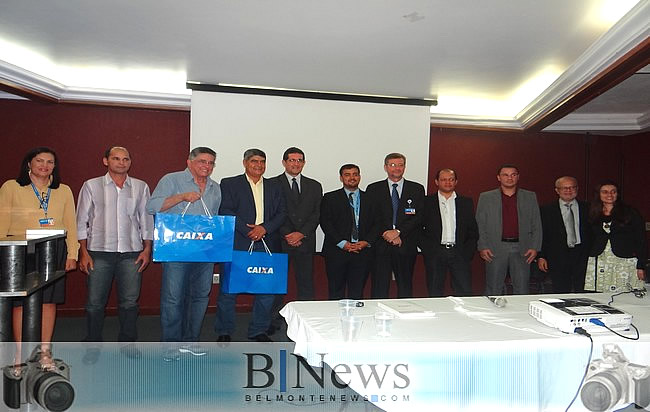 Jânio Natal e Agnelo Júnior promovem palestra com Superintendente da Caixa Econômica Federal.