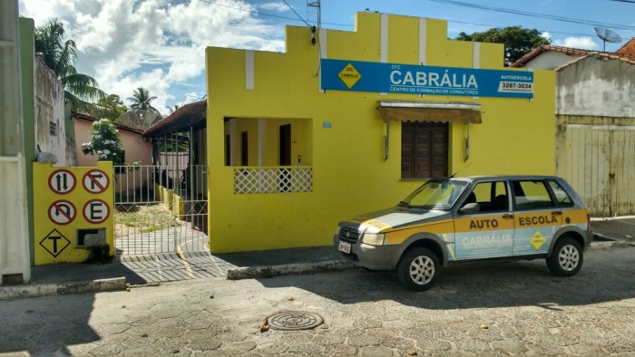 Auto Escola Cabrália anuncia formação de turma com aulas realizadas em Belmonte.