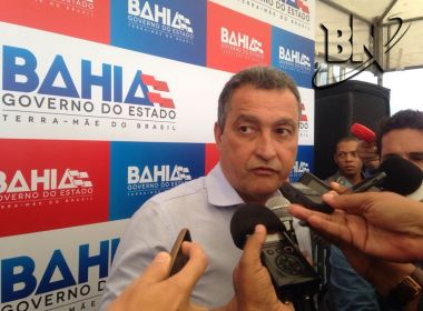 Governador anuncia lançamento de concurso para professor até o final do mês.