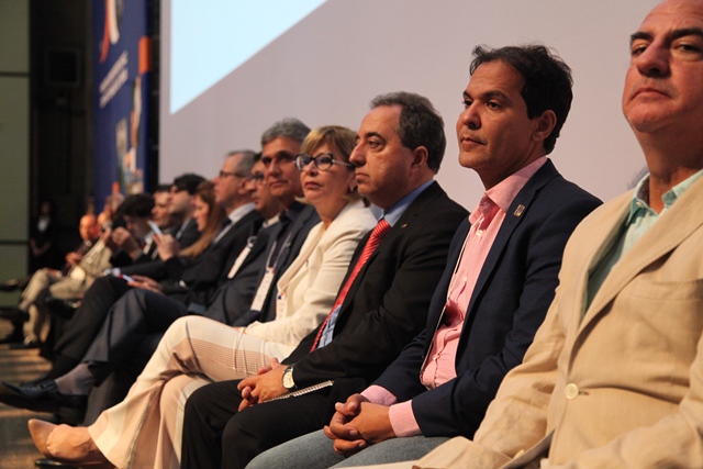 Ambiente político e econômico instável dificulta atuação de prefeitos, diz presidente da UPB.