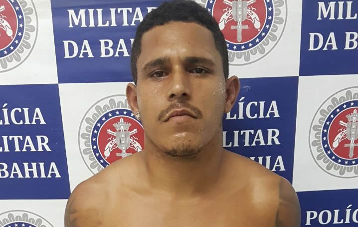 OPERAÇÃO DA POLÍCIA MILITAR PRENDE UM DOS CHEFE DO TRÁFICO EM PORTO SEGURO.