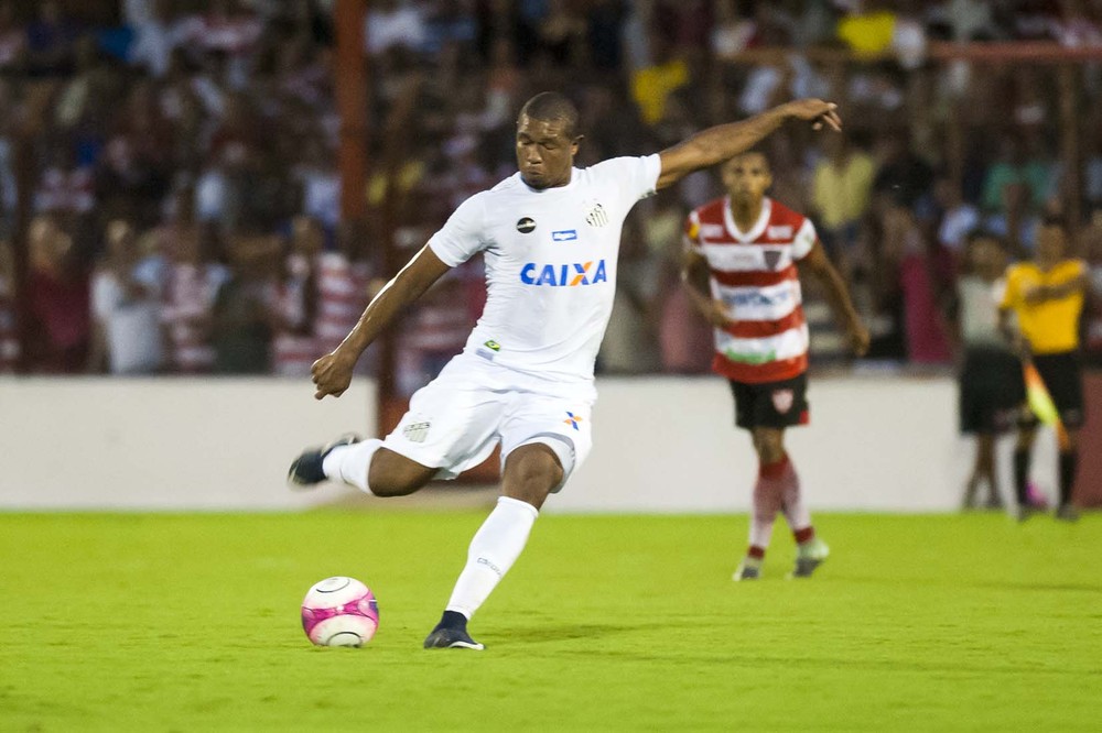 Rodrigão faz golaço e brilha na estreia do Santos no Campeonato Paulista.