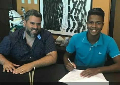 Jovem jogador belmontense é selecionado e assina contrato profissional com o Bahia.