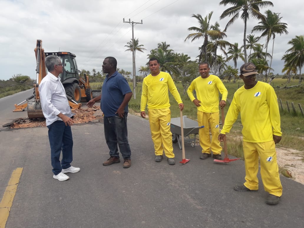 Obras de recuperação da BA-001, no trecho entre Cabrália e Belmonte, são iniciadas.