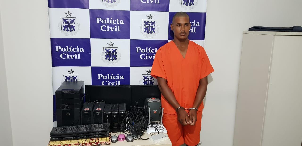 Polícia prende acusado de participação no arrombamento e furto do CRAS de Belmonte.