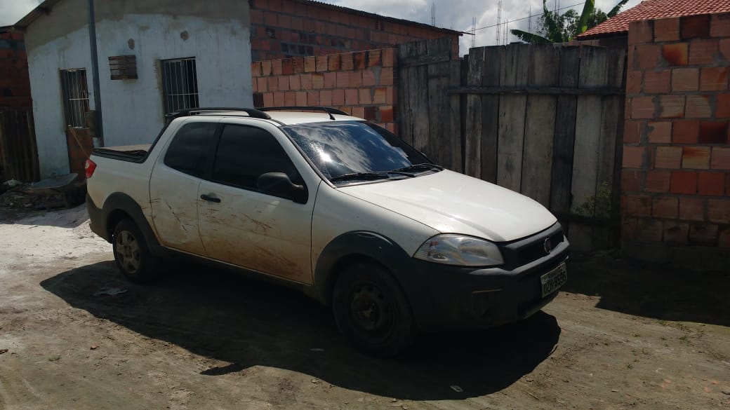 Polícia Militar recupera veículo roubado e abandonado por criminosos em Barrolândia.