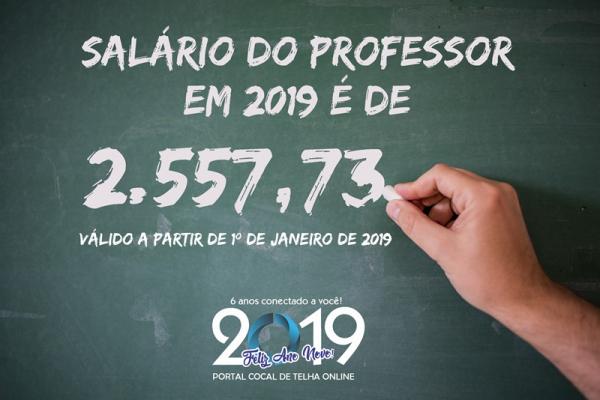 PISO SALARIAL DOS PROFESSORES SERÁ REAJUSTADO PARA R$ 2.557,74 EM JANEIRO.