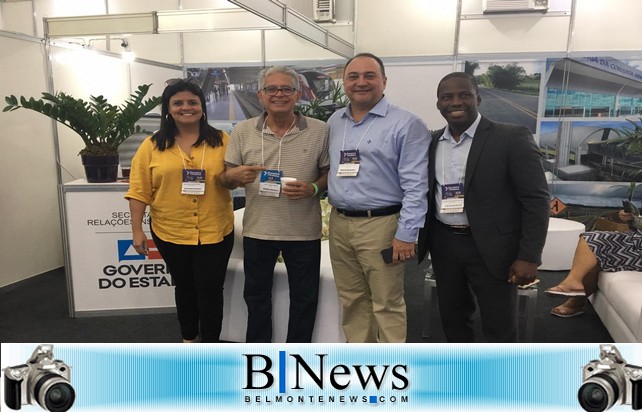 Prefeito Janival Borges participa do 7º Encontro de Prefeitos da Bahia.