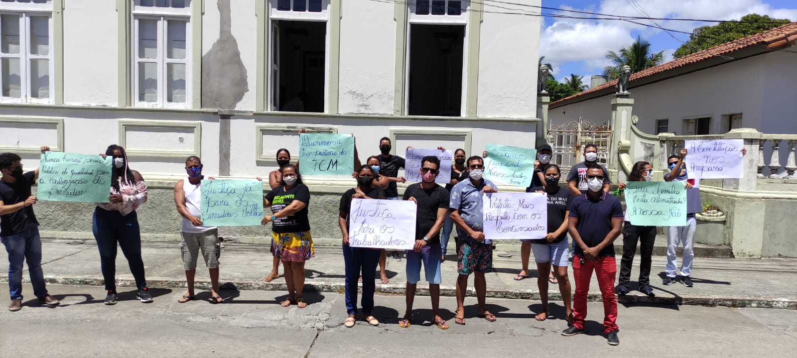 Servidores se manifestam contra a suspensão e vereador questiona Comissão formada pelo Prefeito Bebeto Gama.