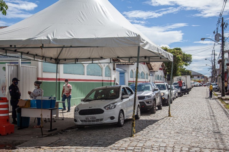 Técnico de Enfermagem que fingia aplicar vacinas contra o COVID-19 em Porto Seguro é demitido.