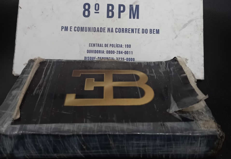 Polícia Militar apreende 1,133 Kg de pasta base de cocaína em Belmonte.