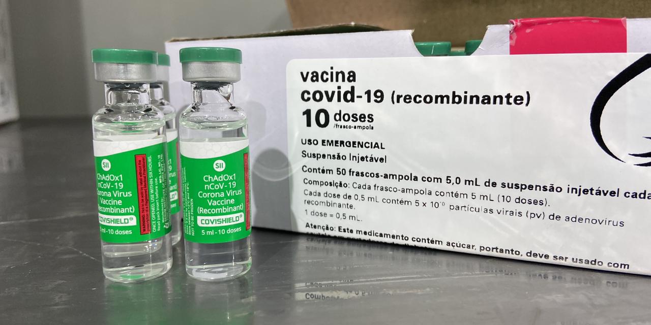 Bahia recebe nova remessa com 227 mil doses de vacinas contra Covid-19.