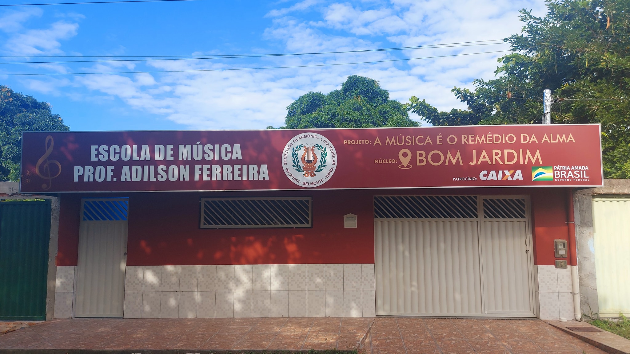 Lyra Popular de Belmonte convida comunidade para a inauguração da Escola de Músicas Adilson Ferreira.